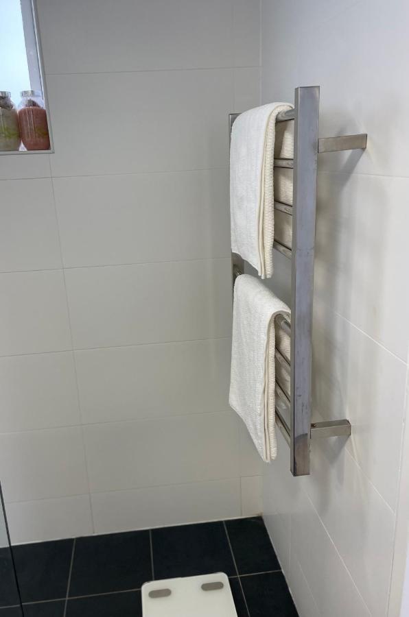 Manly Beachfront Stay 시드니 외부 사진